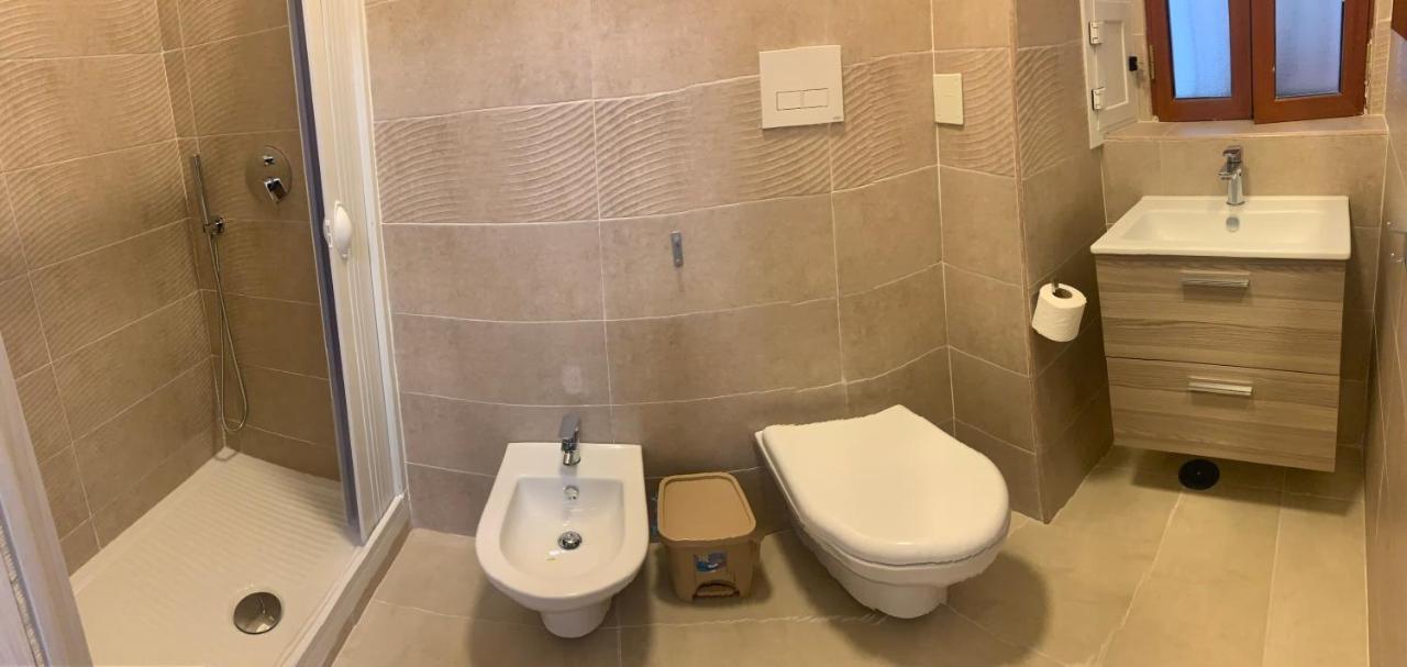 Miris Home Fast And Comfortable With Self Check In 8 Minutes Walk Near Naples Airport Ngoại thất bức ảnh