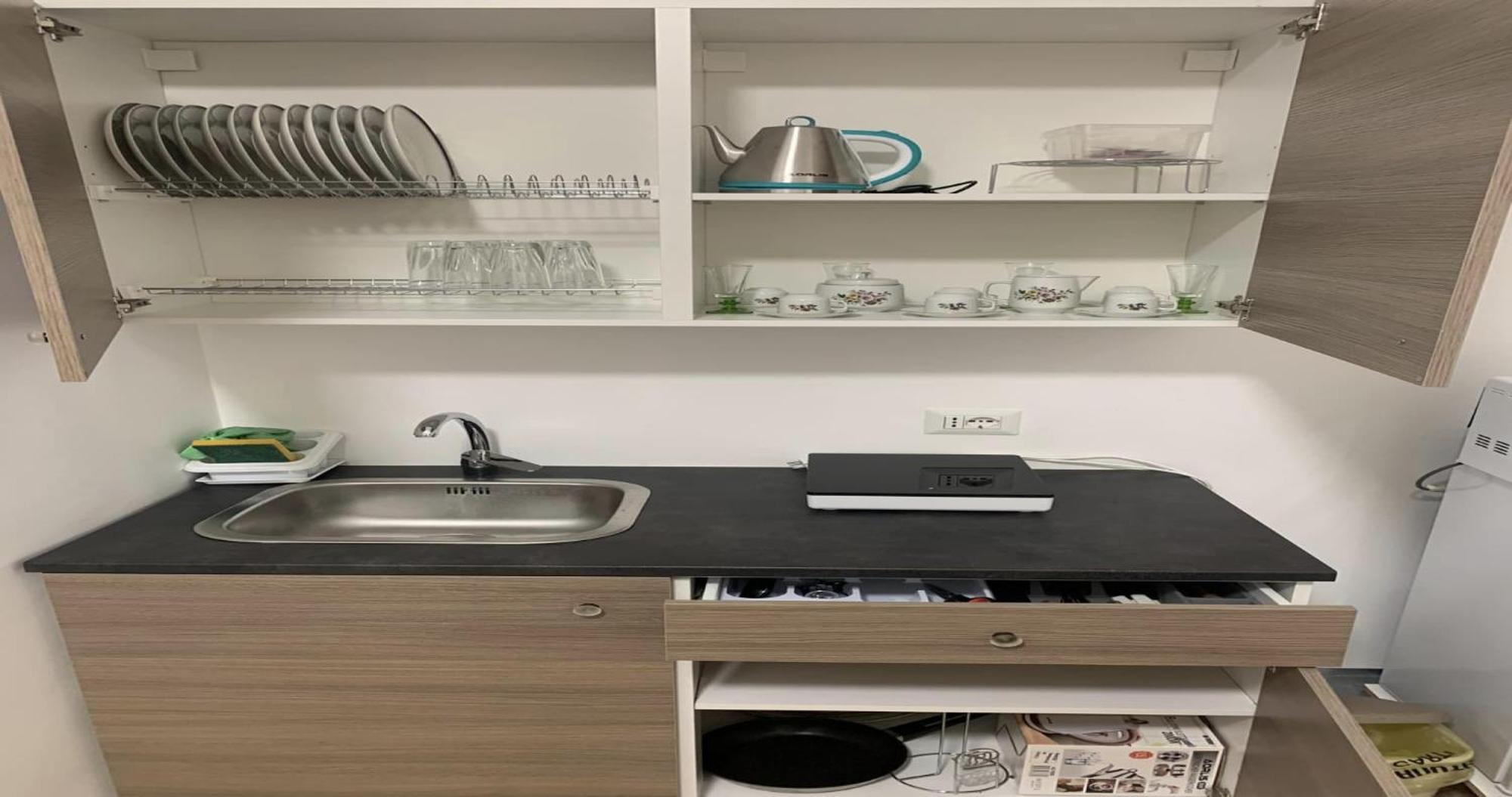 Miris Home Fast And Comfortable With Self Check In 8 Minutes Walk Near Naples Airport Ngoại thất bức ảnh