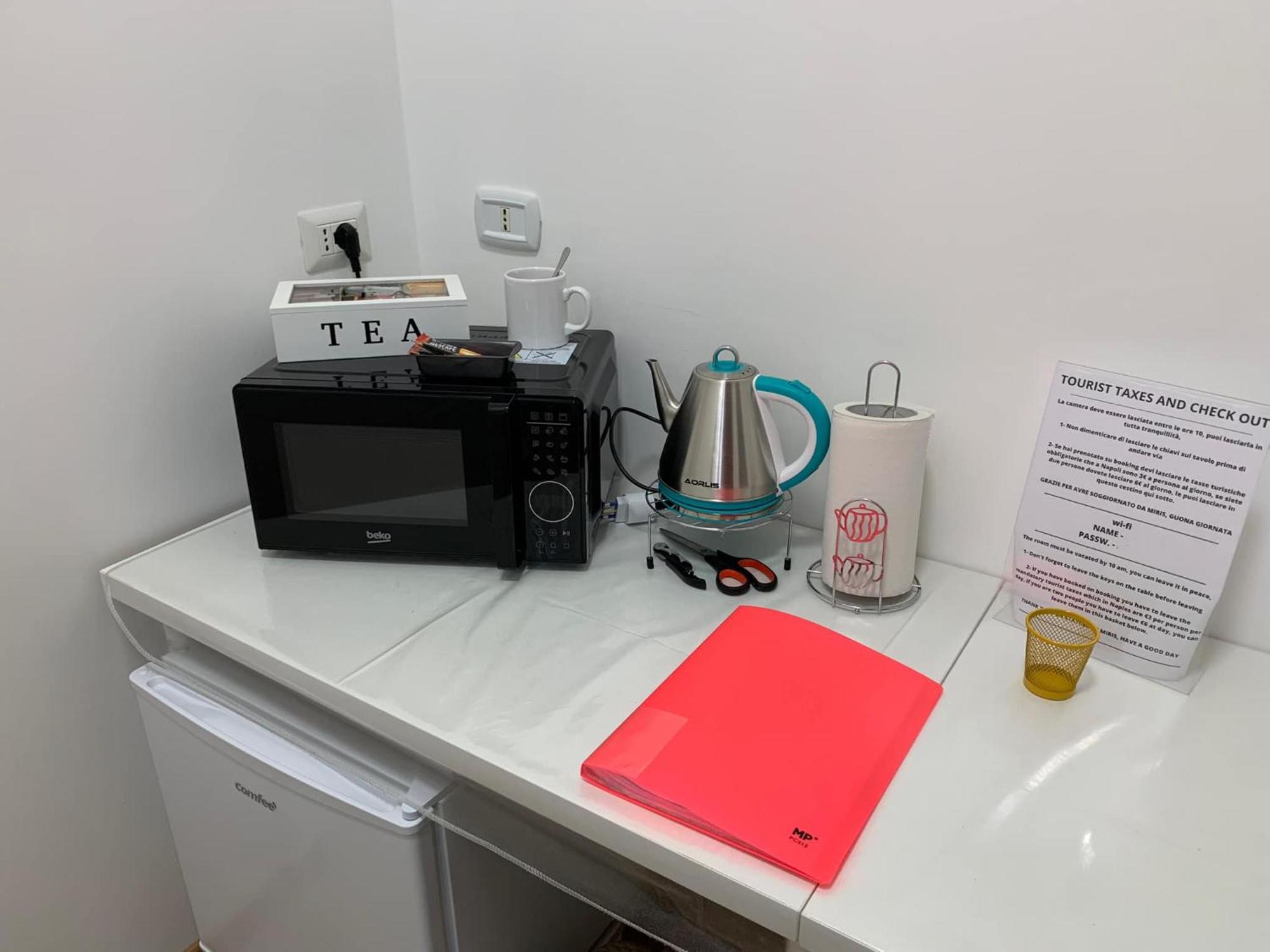 Miris Home Fast And Comfortable With Self Check In 8 Minutes Walk Near Naples Airport Ngoại thất bức ảnh